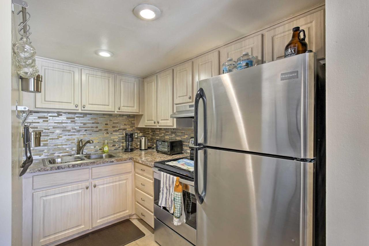 St Pete Condo With Heated Pool - Less Than 1 Mi To Beach! St. Pete Beach Buitenkant foto